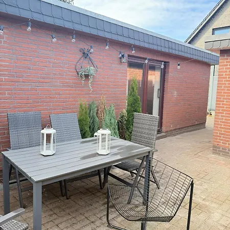 Apartamento Modern Cozy & Terrace Oldenburg