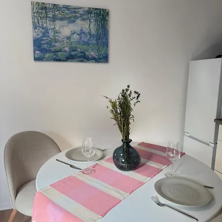 Modern Cozy & Terrace Apartamento *